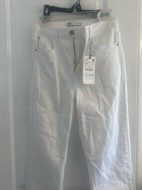 Zara White High-Waist Jeans